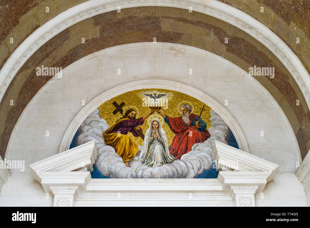 Artwork and architectural detail, Basilica of Our Lady of the Rosary; Fatima, Ourem Municipality, Santarem District, Portugal Stock Photo