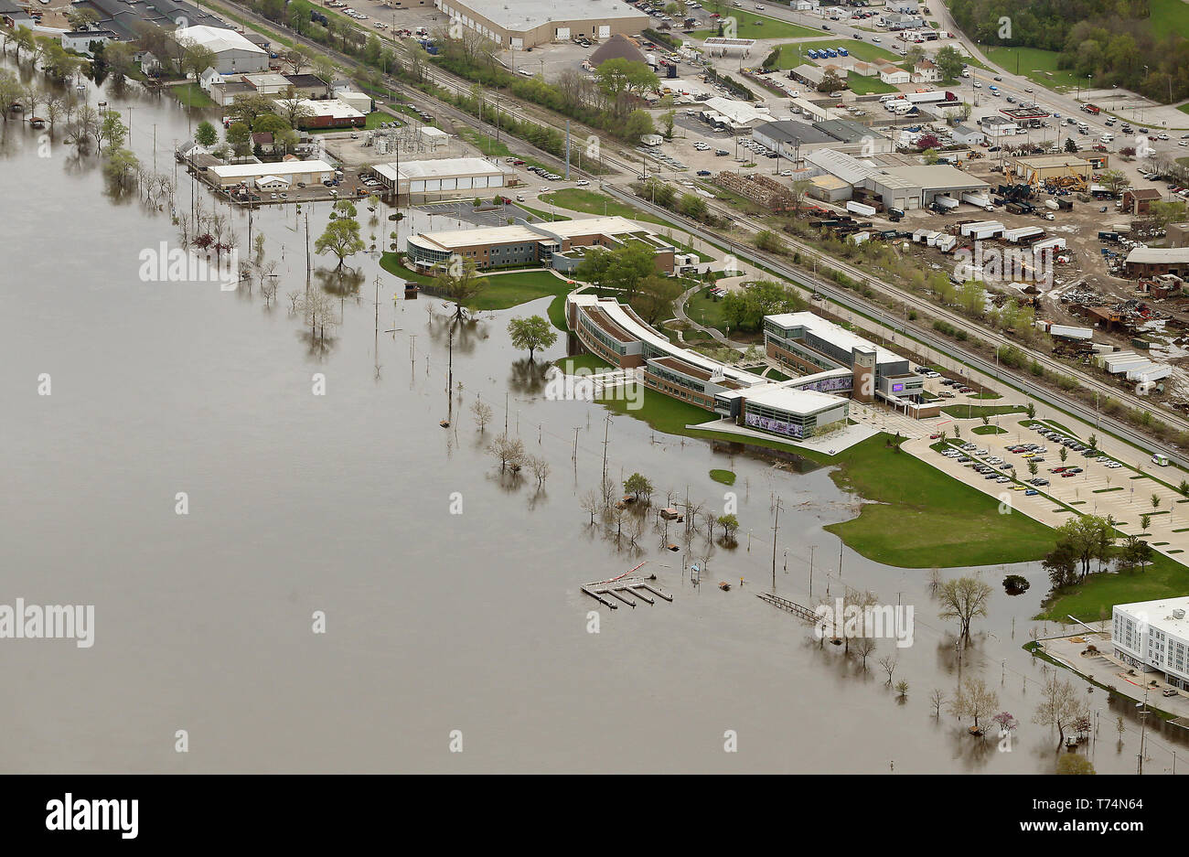 Davenport, Iowa, USA. 3rd May, 2019. Aerial showing flooding along