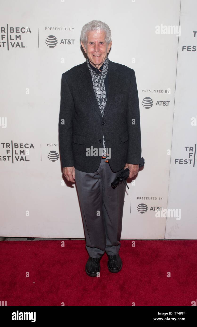 New York, New York, USA. 03rd May, 2019. Tony Roberts attends the screening of ‘It Takes a Lunatic' during the 2019 Tribeca Film Festival at The Stella Artois Theatre Credit: Bmcc Tpac On May 03, 2019 In New York City. Photo: Jeremy Smith/Image Space/Media Punch/Alamy Live News Stock Photo