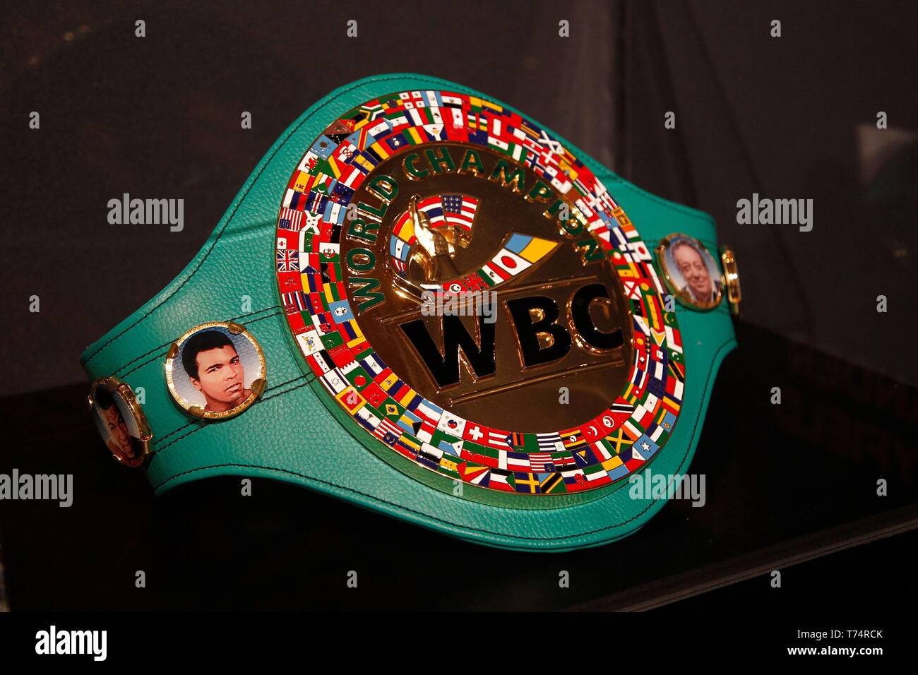 Wbc championship belt hi-res stock photography and images - Alamy