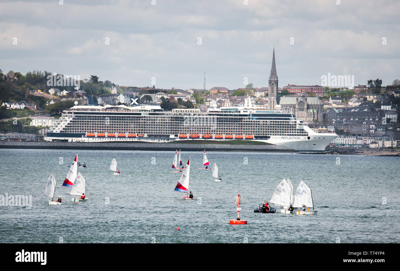 Mirror dinghy sails hires stock photography and images Alamy