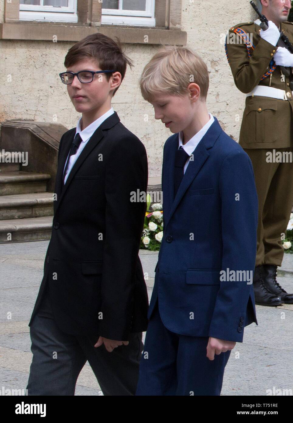 Luxemburg, Luxembourg. 04th May, 2019. Gabriel and Noah leave at the  Cathédrale Notre-Dame in Luxemburg, on May 04, 2019, after the Funeral  ceremony of HRH Grand Duke Jean of Luxemburg (5 januari