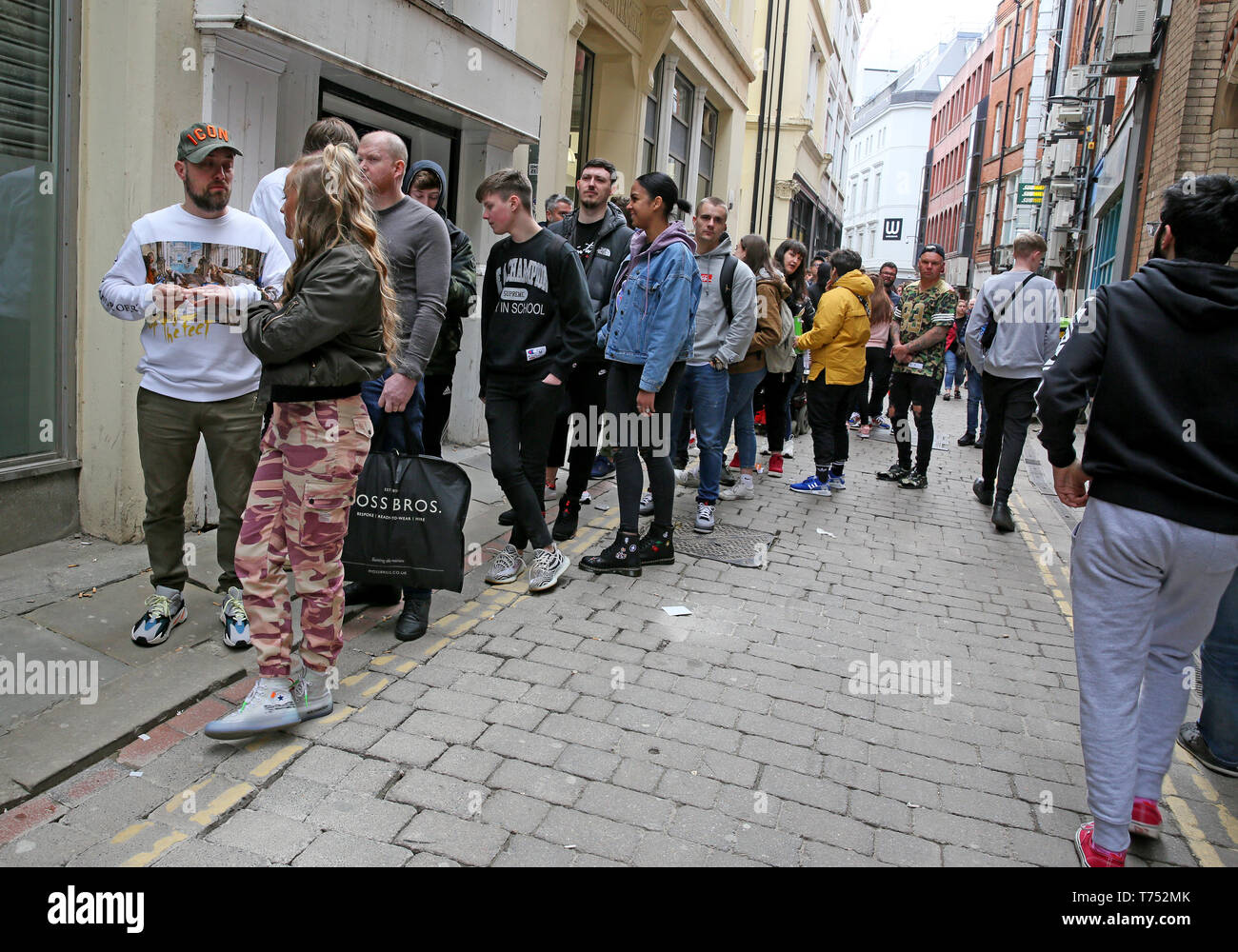 Manchester, UK. 04th May, 2019. Hundreds of people have been queuing around  the block for the Crepe city sneaker festival with over 100 vendors selling  some of the rarest and most desirable