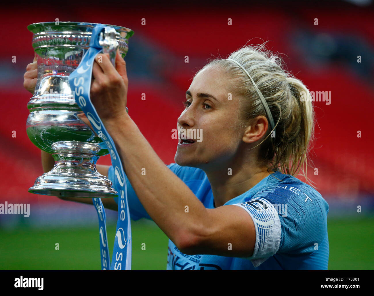 Coventry, UK. 20 April, 2019 Steph Houghton of Manchester City WFC with Trophy during 2019 Heineken Champions Cup semi-final match between Saracens and Munster Rugby at Ricoh Arena, Coventry on 20/04/2019.  Credit Action Foto Sport Credit: Action Foto Sport/Alamy Live News Stock Photo