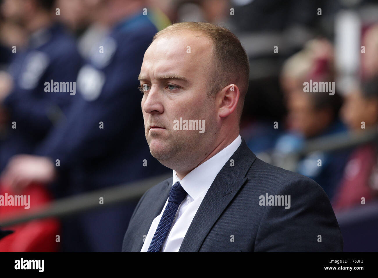 London, UK. 04th May, 2019. London, UK. 04th May, 2019. London, UK. 04th May, 2019. Manchester City Manager Nick Cushing during the FA Women's Cup Final match between Manchester City Women and West Ham United Ladies at Wembley Stadium on May 4th 2019 in London, England. (Credit: PHC Images/Alamy Live News Credit: PHC Images/Alamy Live News Credit: PHC Images/Alamy Live News Stock Photo