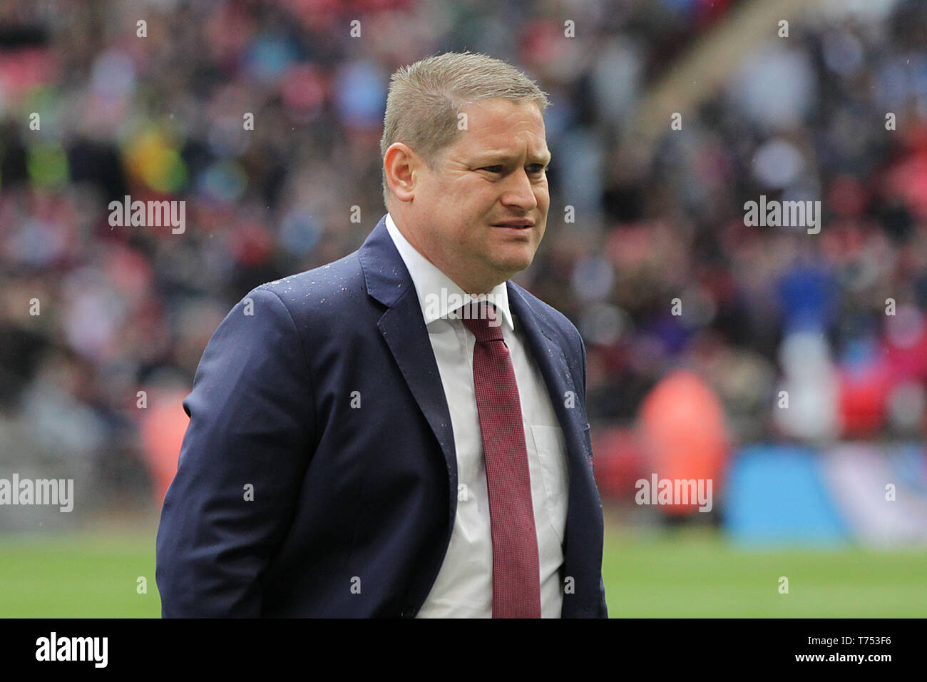 London, UK. 04th May, 2019. London, UK. 04th May, 2019. London, UK. 04th May, 2019. West Ham Manager Matt Beard during the FA Women's Cup Final match between Manchester City Women and West Ham United Ladies at Wembley Stadium on May 4th 2019 in London, England. (Credit: PHC Images/Alamy Live News Credit: PHC Images/Alamy Live News Credit: PHC Images/Alamy Live News Stock Photo