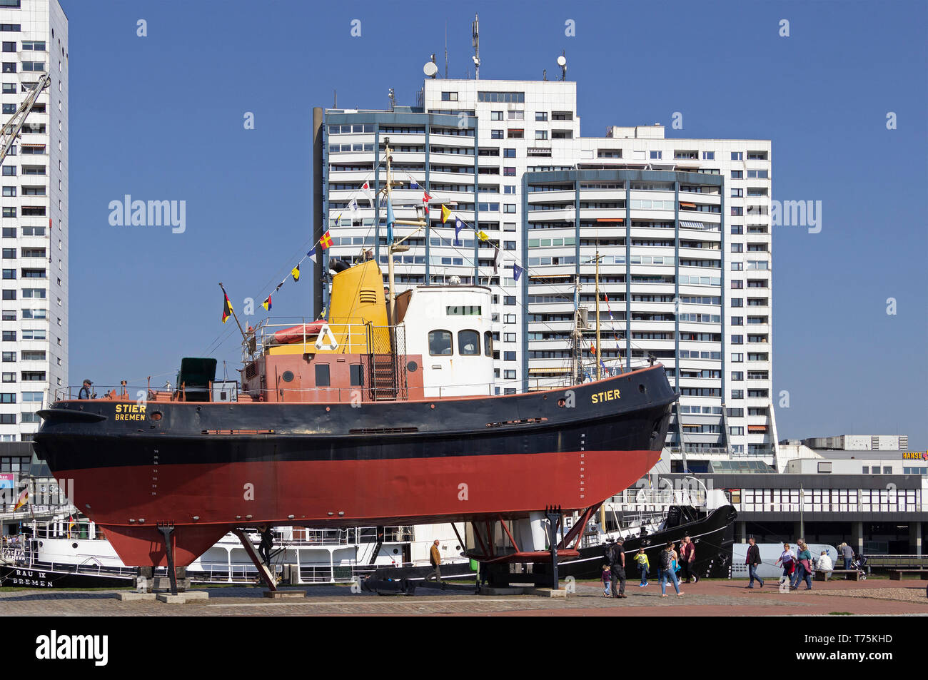 Old harbour tug boat hi-res stock photography and images - Alamy