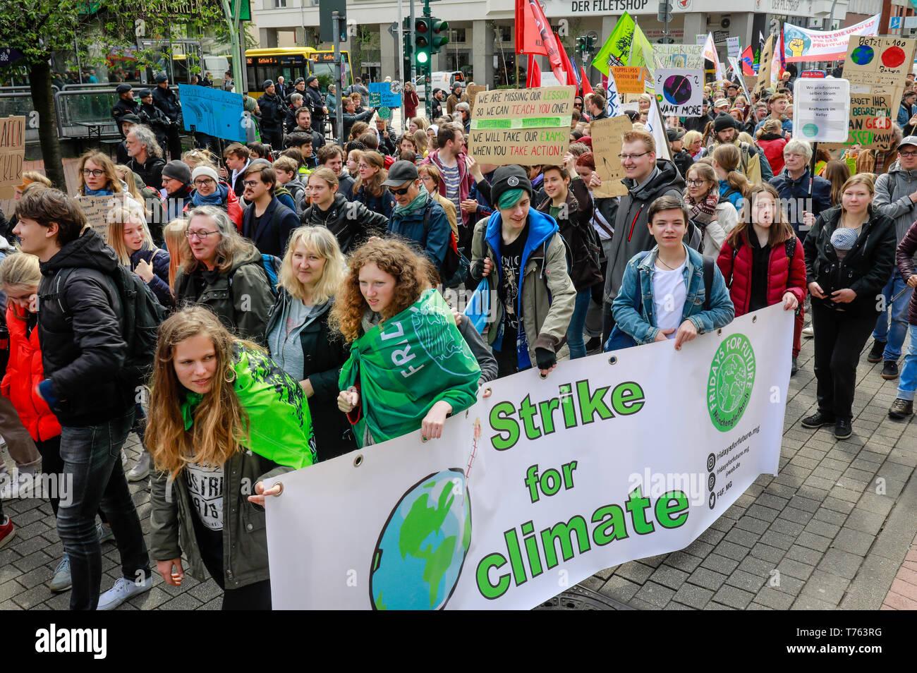 Essen, Ruhr Area, North Rhine-Westphalia, Germany - Fridays for Future Demonstration on Ruettenscheider Street on the occasion of the RWE Annual Gener Stock Photo