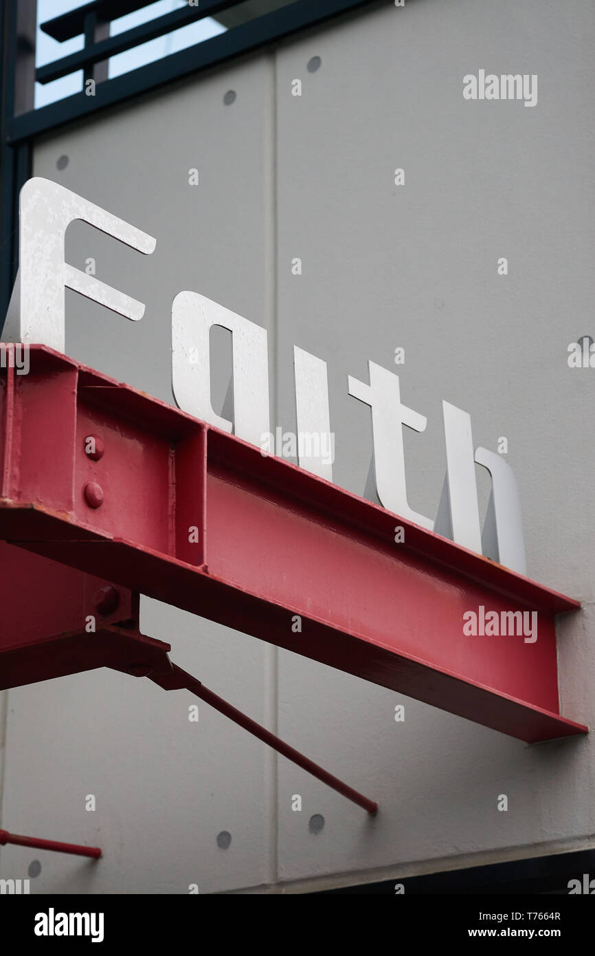 Hair Salon Signage High Resolution Stock Photography And Images Alamy