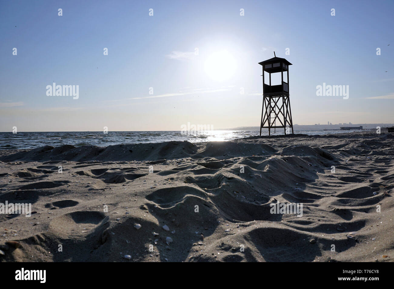 Blue rescue tower hi-res stock photography and images - Alamy