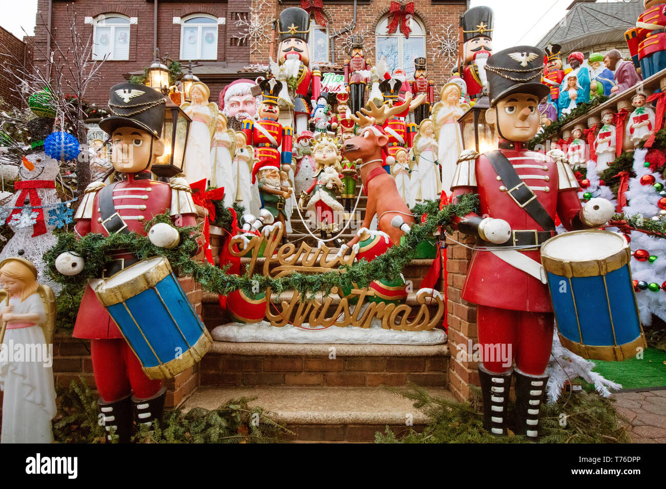 Dyker Heights, Christmas Lights Brooklyn Stock Photo Alamy