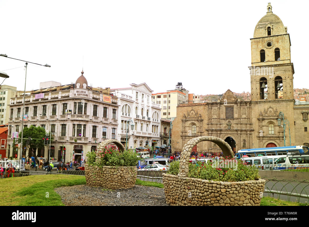 Basilica san francisco la paz hi-res stock photography and images - Alamy