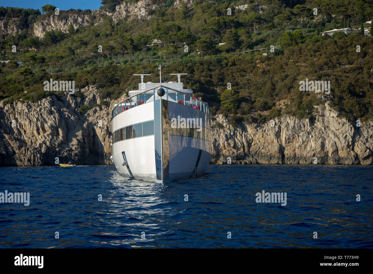 Venus yacht steve jobs hires stock photography and images Alamy