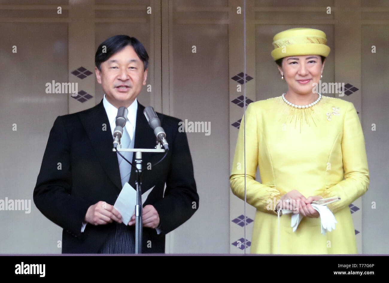 Tokyo, Japan. 4th May, 2019. Japanese Emperor Naruhito (L),