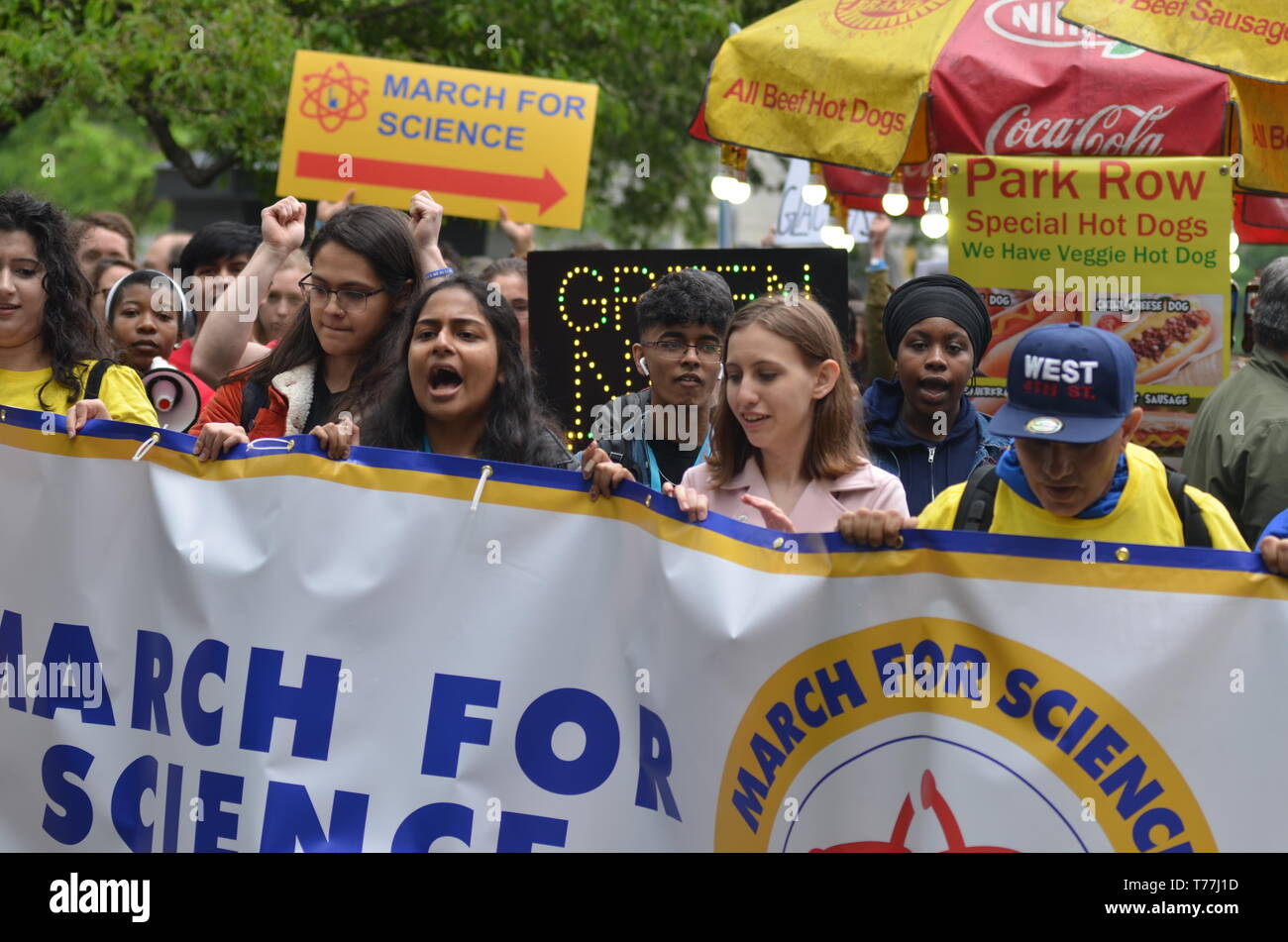 New York, NY, USA. 4th May, 2019. Protesters seen holding a banner during the March.Hundreds of people seen marching in front of City Hall during the Annual Science March to encourage American Government to take action to save the world. Credit: Ryan Rahman/SOPA Images/ZUMA Wire/Alamy Live News Stock Photo