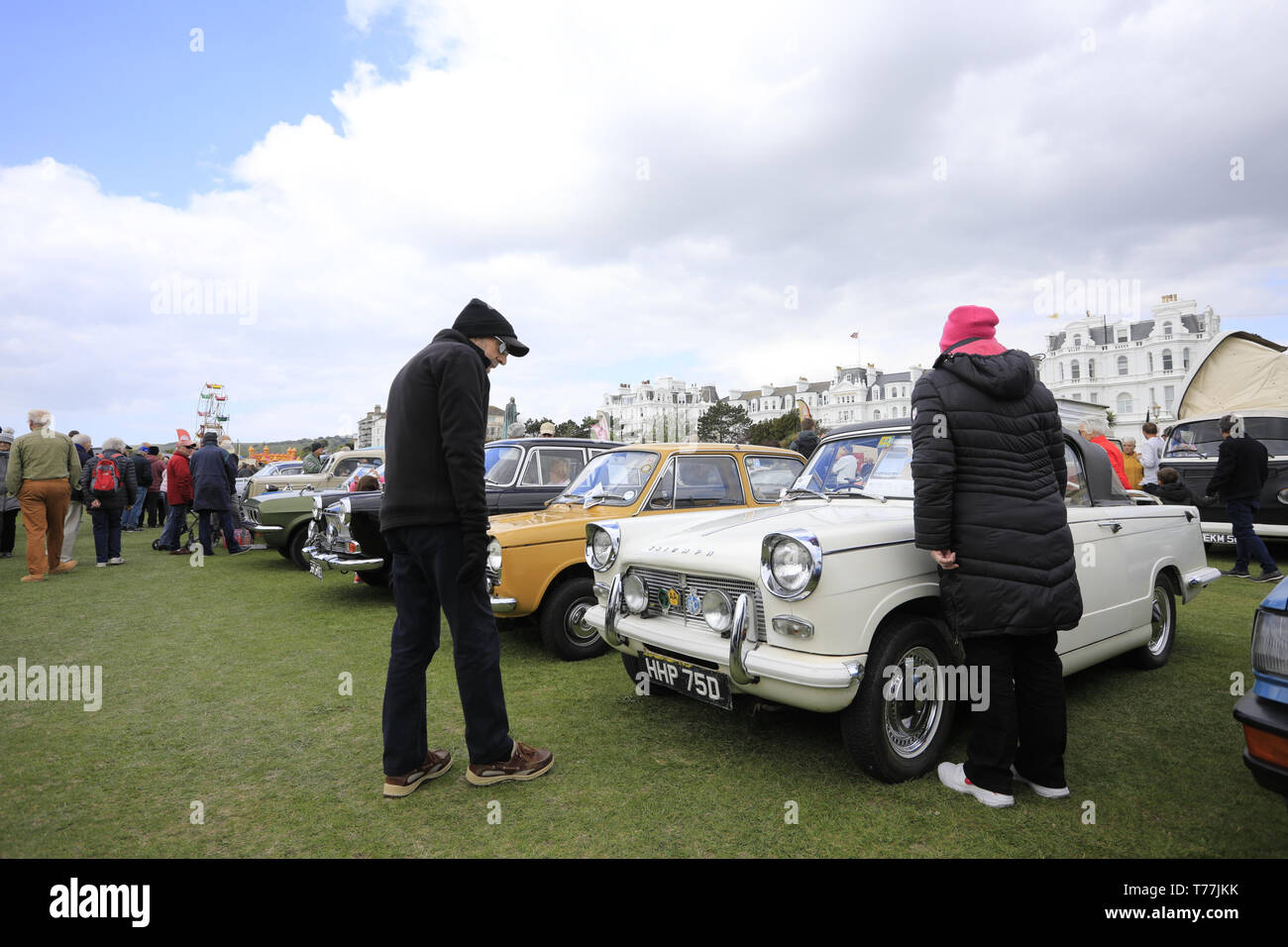 Eastbourne, UK. 5th May 2019. Uk weather.Car enthusiasts flock to a cloudy Eastbourne today. With more than 900 vehicles expected to take part, the Magnificent motors event runs for 2 days over the Bank holiday weekend & is one of the biggest events of its kind on the South coast. Credit:Ed Brown/Alamy Live News. Stock Photo