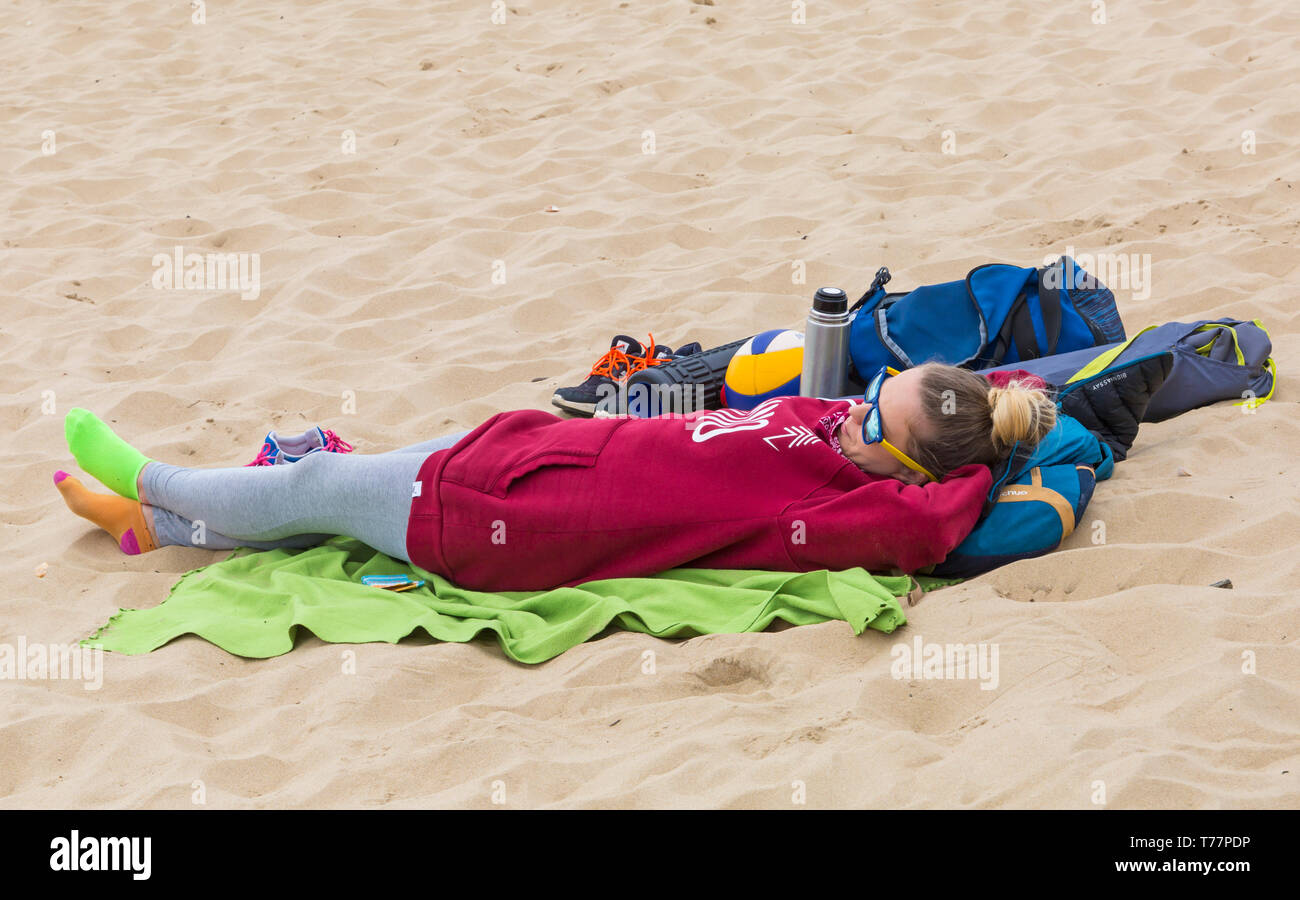 Boscombe, Bournemouth, Dorset, UK. 5th May 2019. UK weather: cold cloudy afternoon at Boscombe, Bournemouth. Credit: Carolyn Jenkins/Alamy Live News Stock Photo