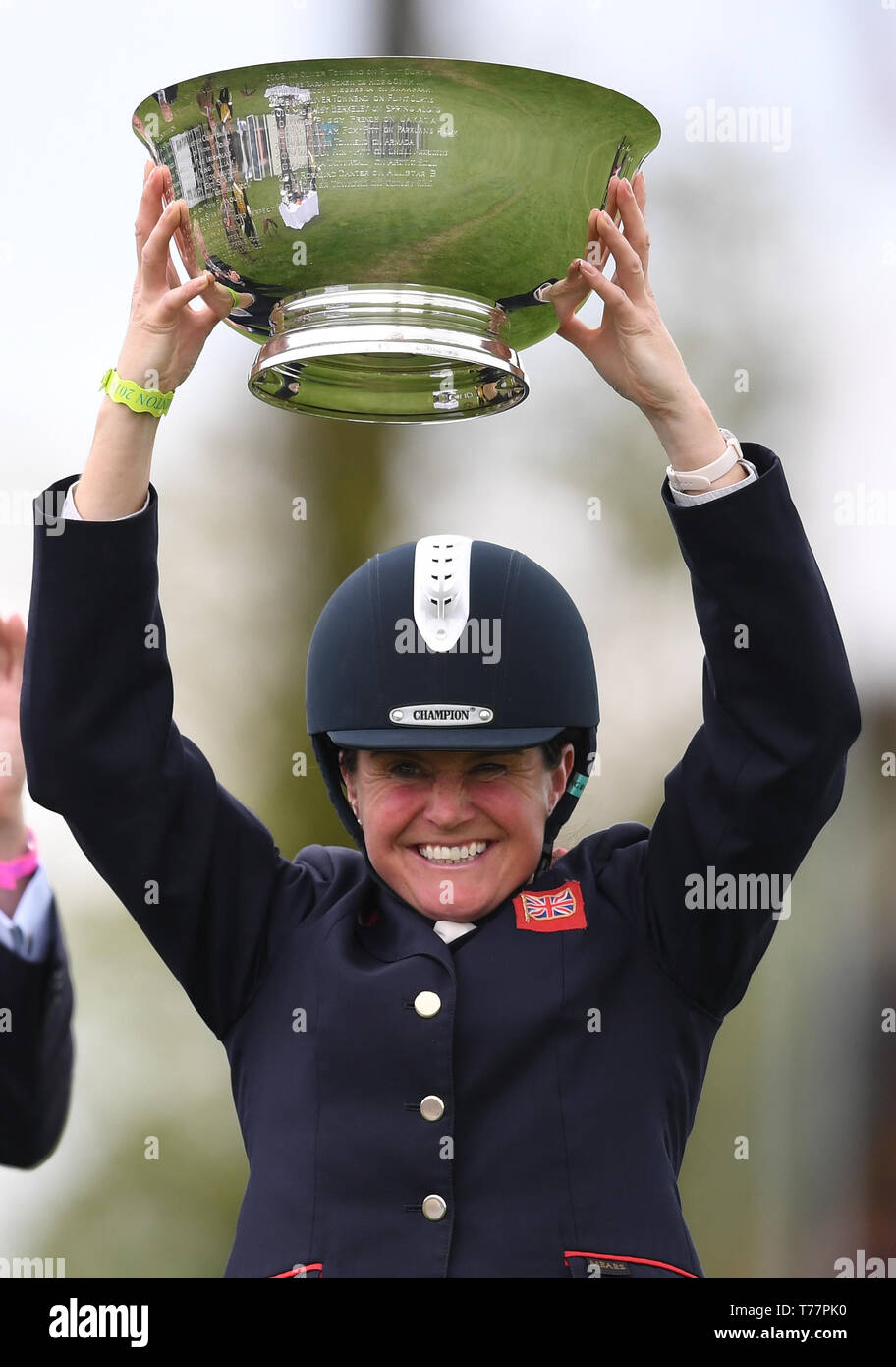 Badminton Estate, Badminton, UK. 5th May, 2019. Mitsubishi Motors Badminton Horse Trials, day 5; Piggy French (GBR) raises the winners trophy after winning Badminton 2019 riding VANIR KAMIRA on day 5 of the 2019 Badminton Horse Trials Credit: Action Plus Sports/Alamy Live News Stock Photo