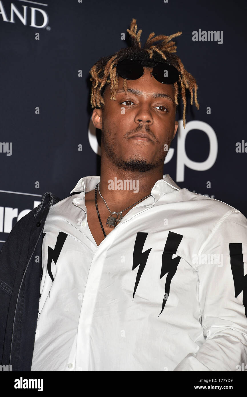 Juice wrld chanel necklace best sale