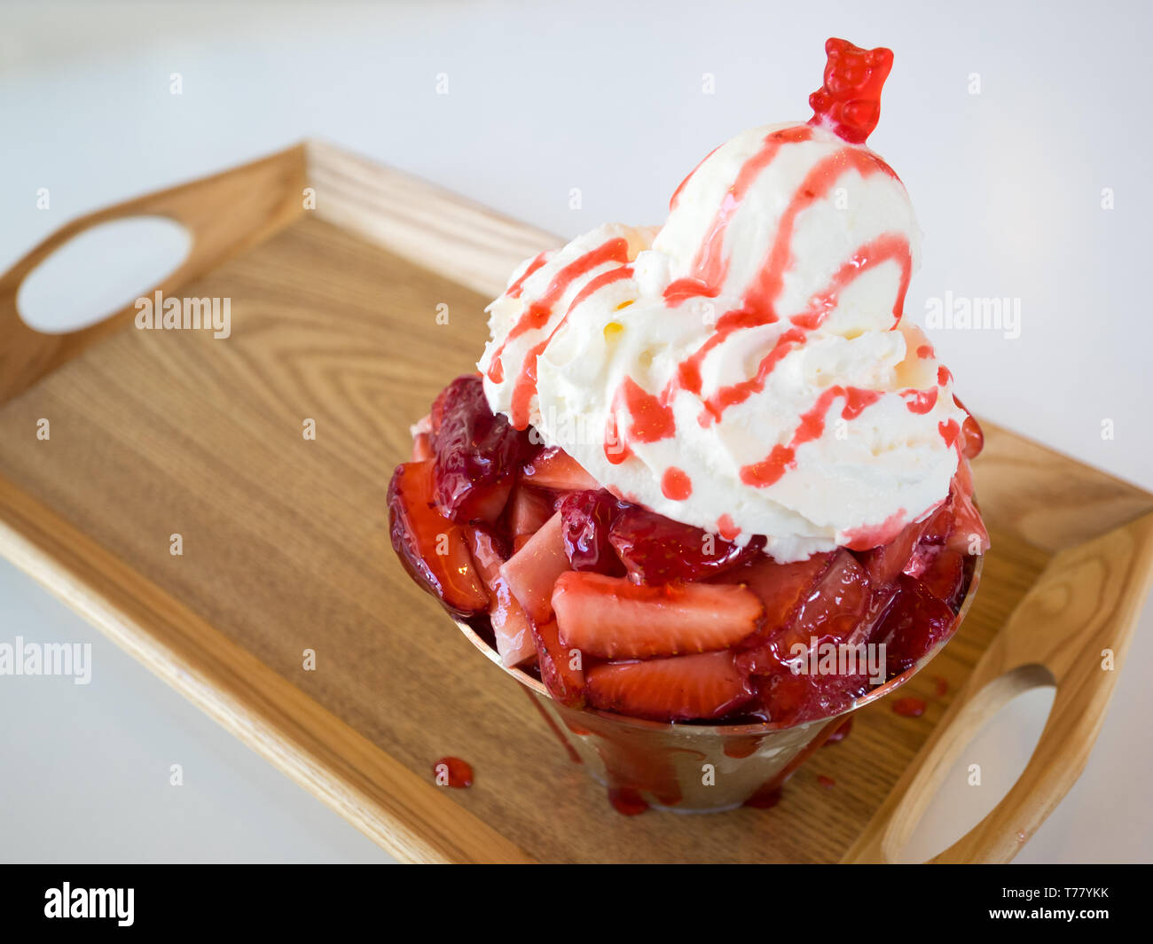 Strawberry bingsoo (strawberry bingsu), a Korean shaved ice dessert. Stock Photo