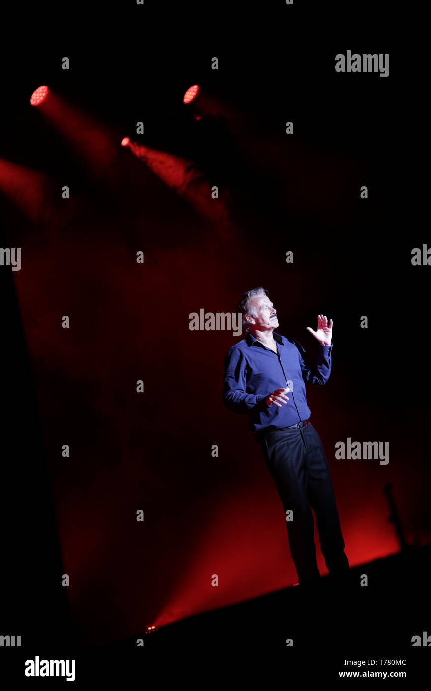 Scarica Gratis Images Franck Dubosc Is A French Actor Comedian And Stand Up Artist actualisé par