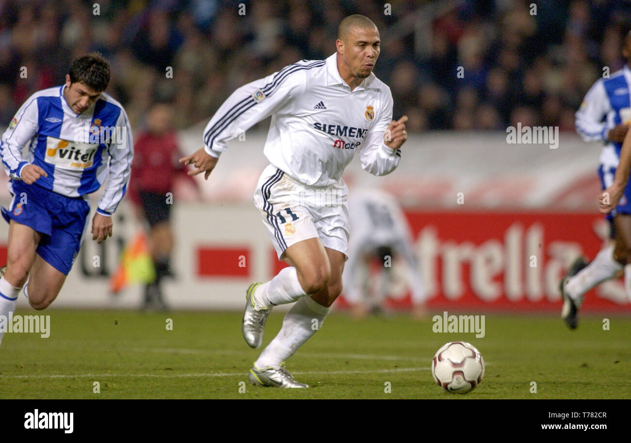 ronaldo-nazario-real-madrid-hi-res-stock-photography-and-images-alamy