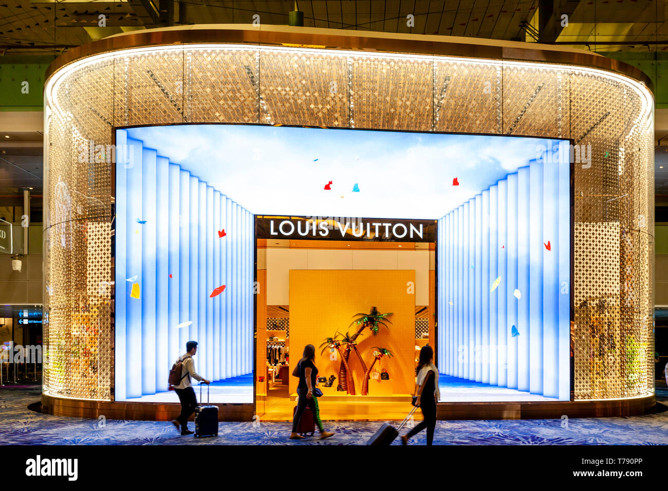 Louis Vuitton Singapore Changi Airport T3 Store in Singapore Singapore  LOUIS  VUITTON