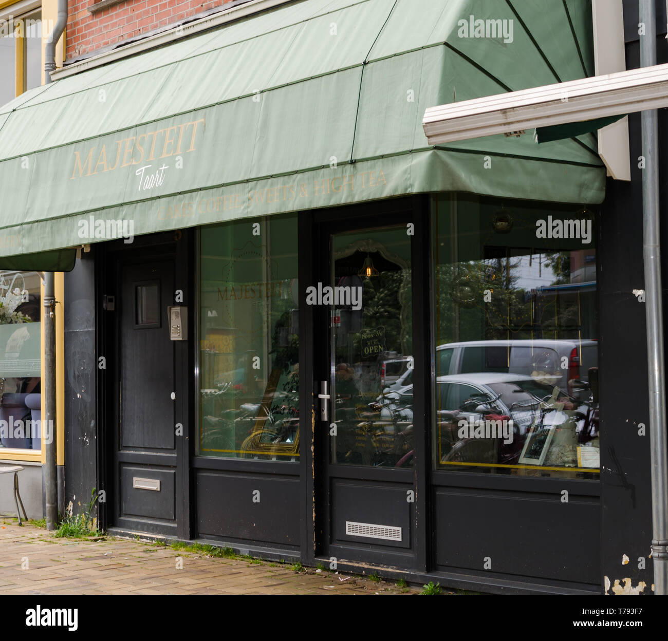 Boutique bakery "Majesteit Taart" in Amsterdam, Netherlands. Cakes, coffee, sweets and High tea