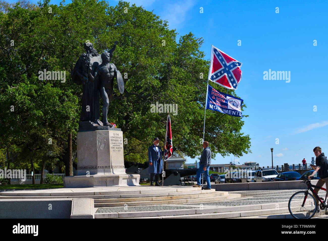 Pro Historical Monuments of Civil War Heritage Confront Those Who Want