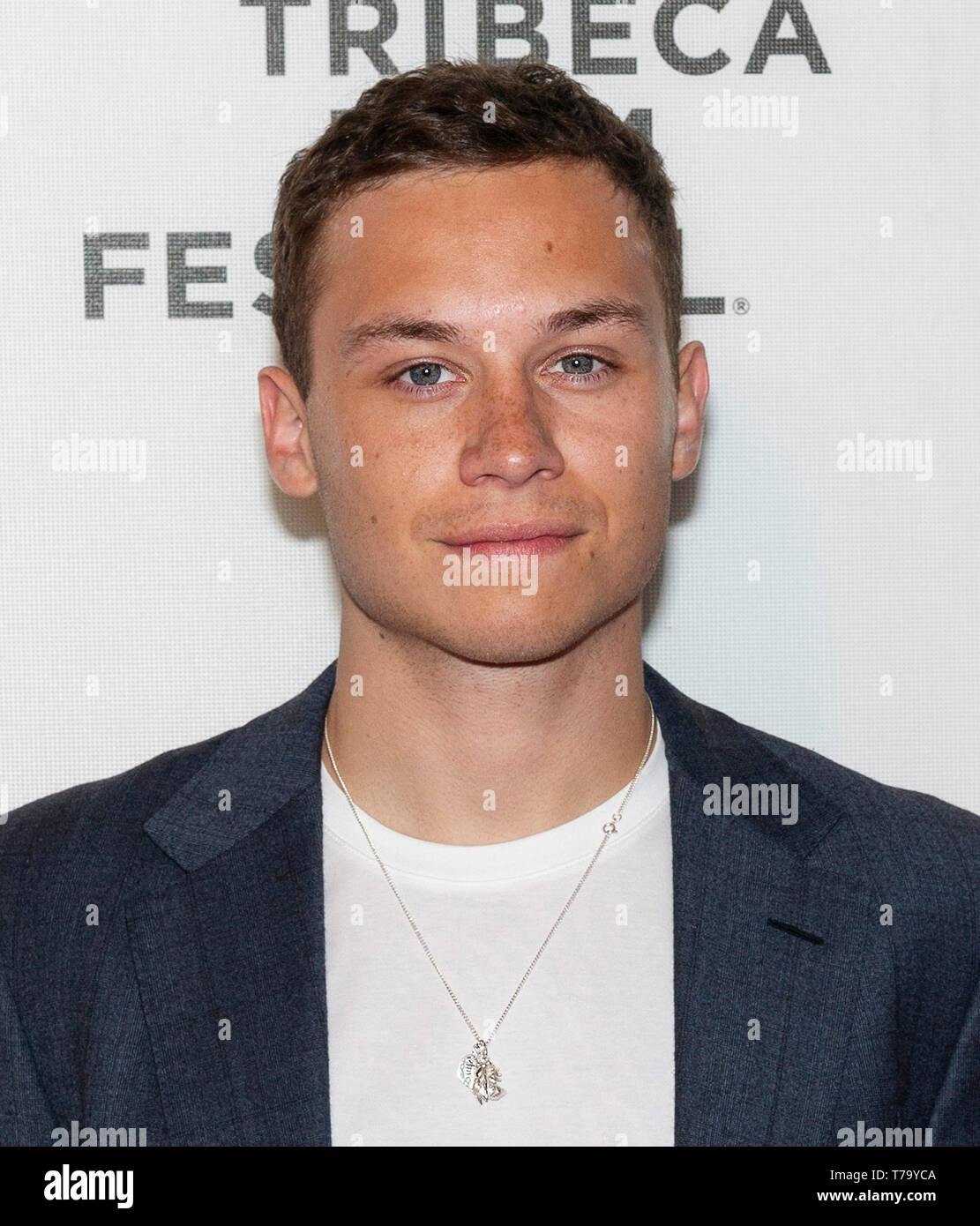Finn Cole Finn cole hi-res stock photography and images - Alamy