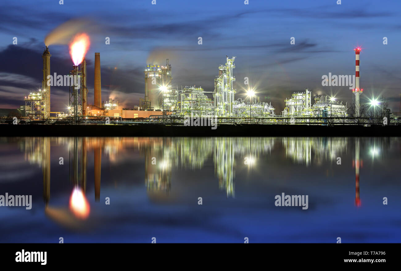Water fuel engineering hires stock photography and images Alamy