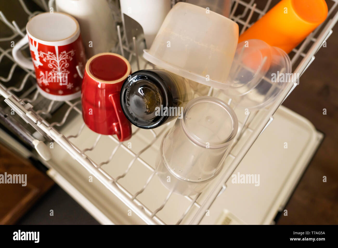 Dirty Cups Stock Photos & Dirty Cups Stock Images Alamy