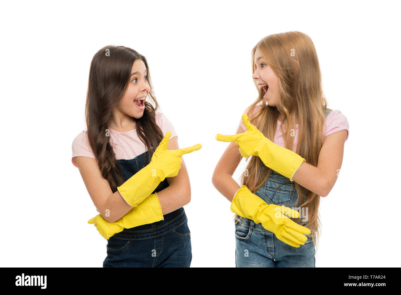 kids cleaning gloves