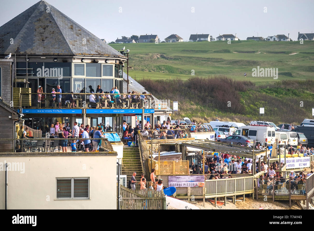 Holidaymakers relaxing at Fistral in Newquay in Cornwall. Stock Photo