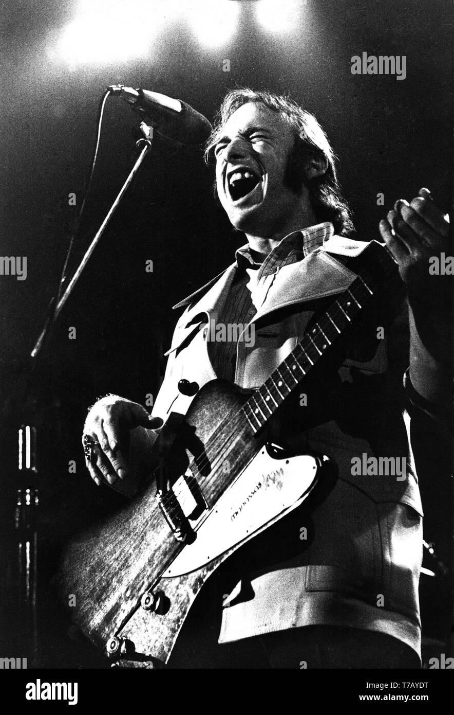 James taylor hires stock photography and images Alamy