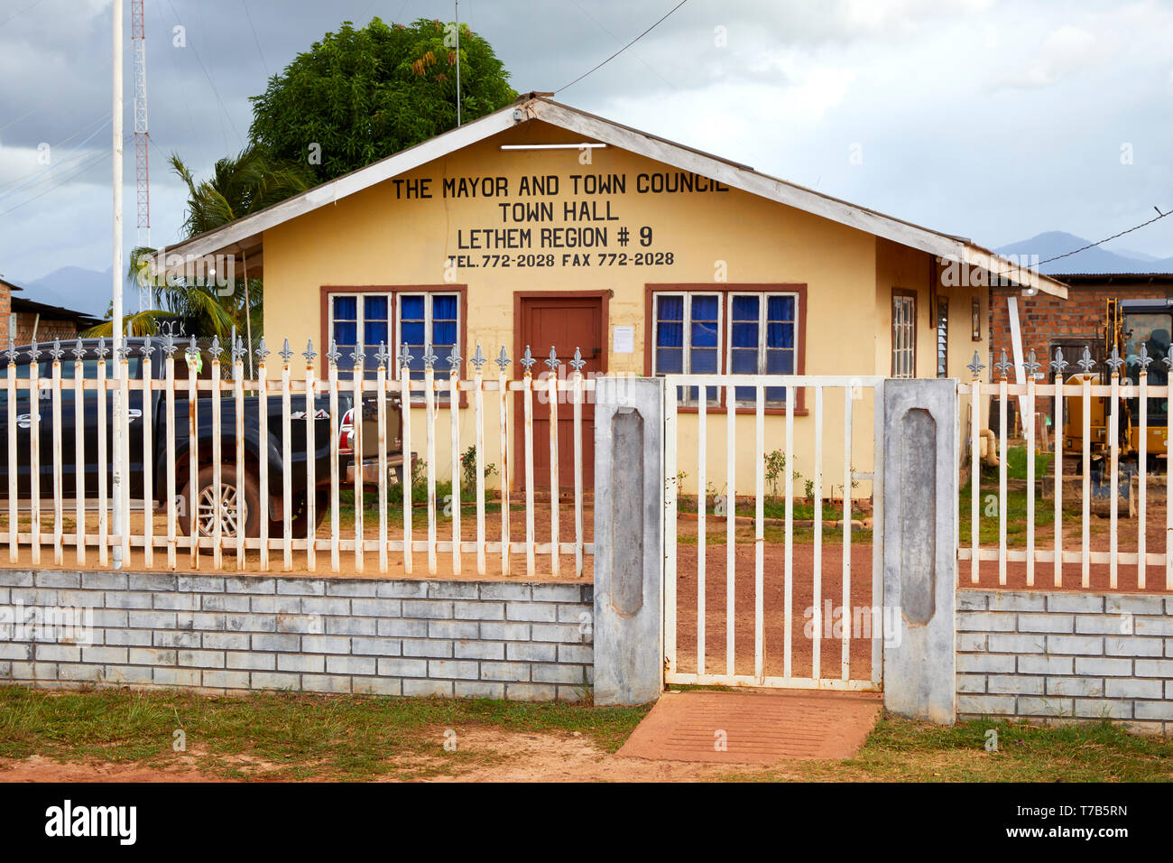 Fence hall hi-res stock photography and images - Alamy