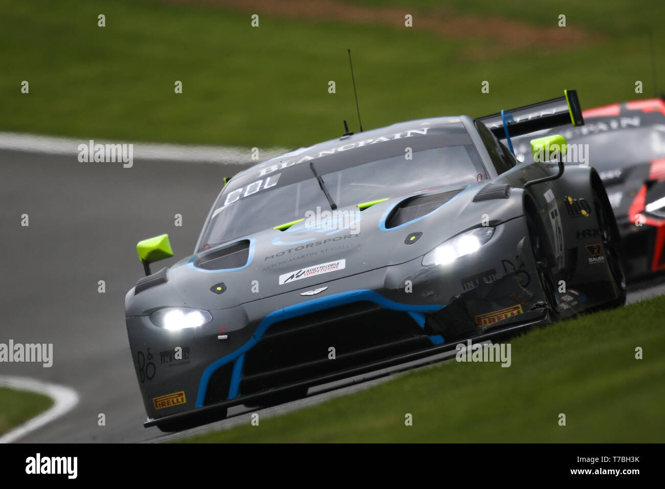 Longfield Uk 05th May 2019 R Motorsport Aston Martin Vantage Amr Gt3 With Drivers Ricky Collard