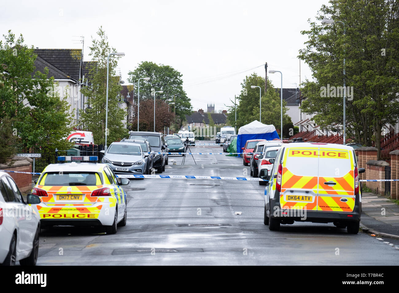 Bootle, Merseyside, UK. 6th May, 2019. A murder investigation has been launched after a man was found in Monfa Road in the Bootle area of Sefton in Merseyside at around 1:55am on Monday, May 6, 2019 following reports of an altercation. The man was taken to hospital where he died. Credit: Christopher Middleton/Alamy Live News Stock Photo