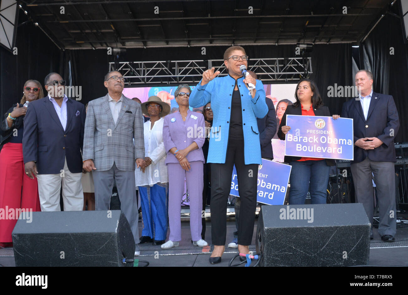 Los Angeles, Ca, USA. 4th May, 2019. Karen Bass at The City Of Los Angeles Officially Unveils Obama Boulevard In Honor Of The 44th President Of The United States Of America in Los Angeles, California on May 3, 2019. Credit: Koi Sojer/Snap'n U Photos/Media Punch/Alamy Live News Stock Photo
