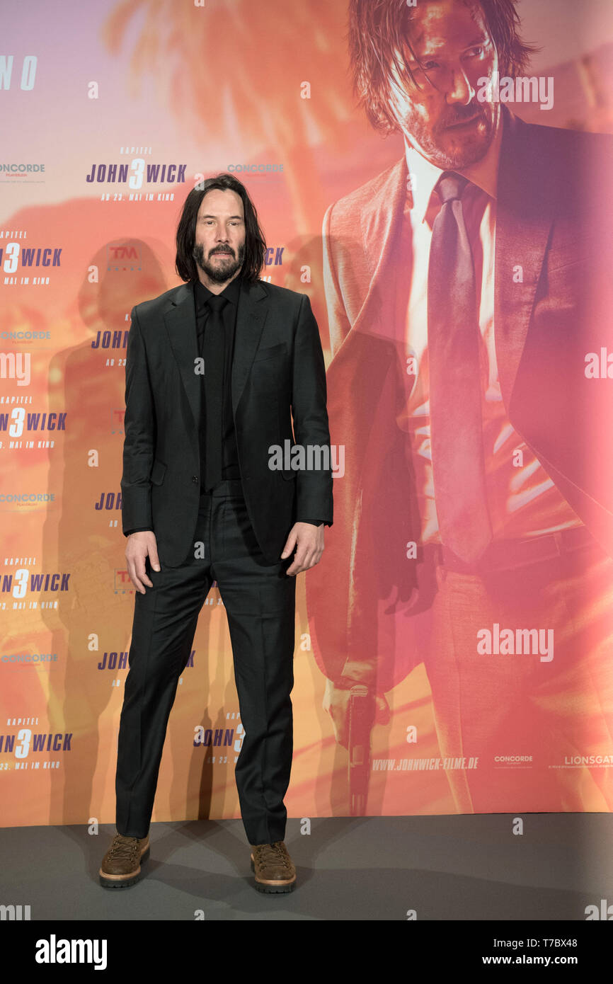 Keanu Reeves Steps Out for 'John Wick: Chapter 3' Premiere in London: Photo  4282844, John Wick, Keanu Reeves Photos