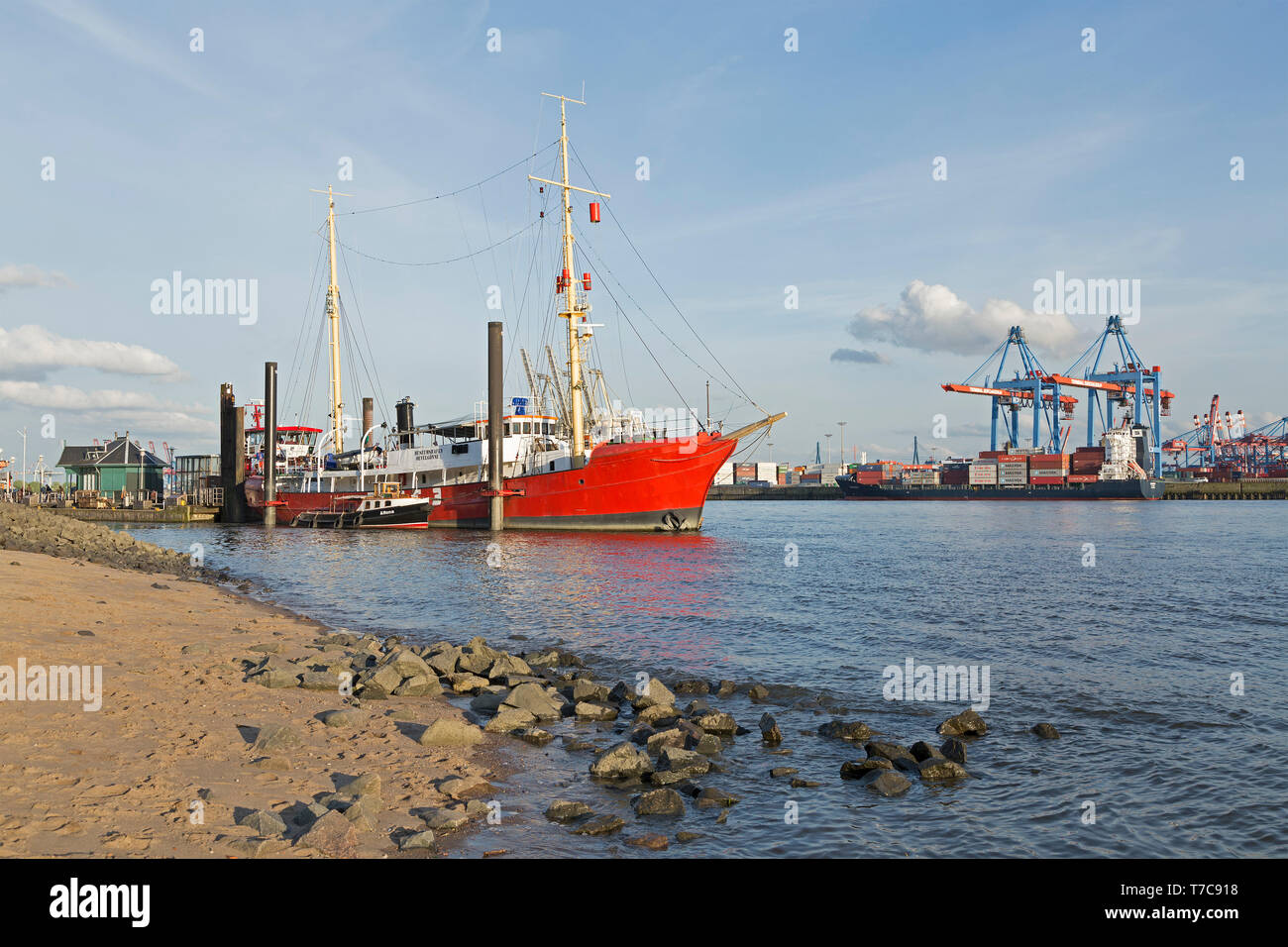 lightship Elbe 3, Oevelgoenne and Container Terminal Burchardkai, Hamburg, Germany Stock Photo