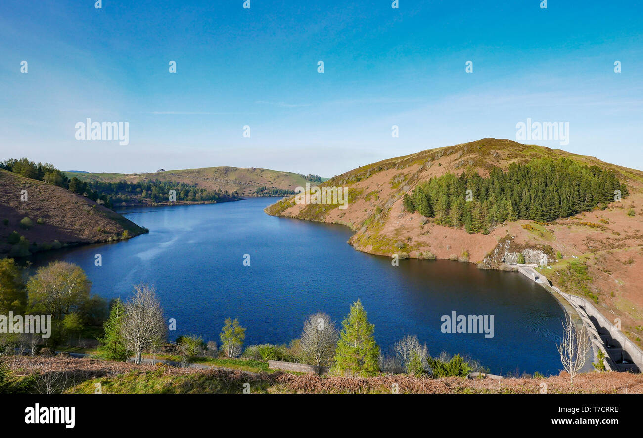 Llyn Clywedog Reservoir and Dam in Mid Wales Stock Photo Alamy