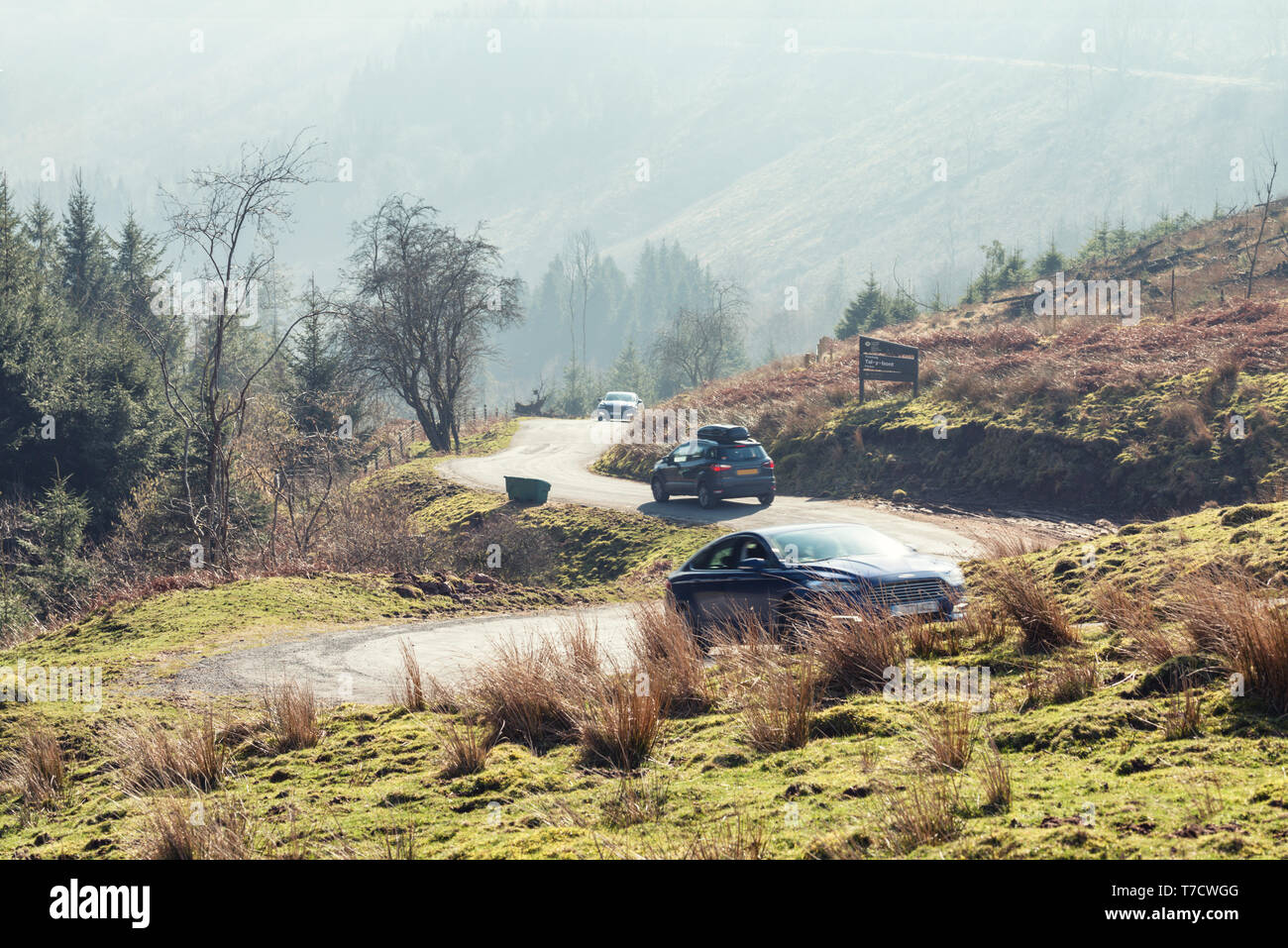 Cars on scenic hill pass in Brecon Beacons, Wales, United Kingdom Stock Photo