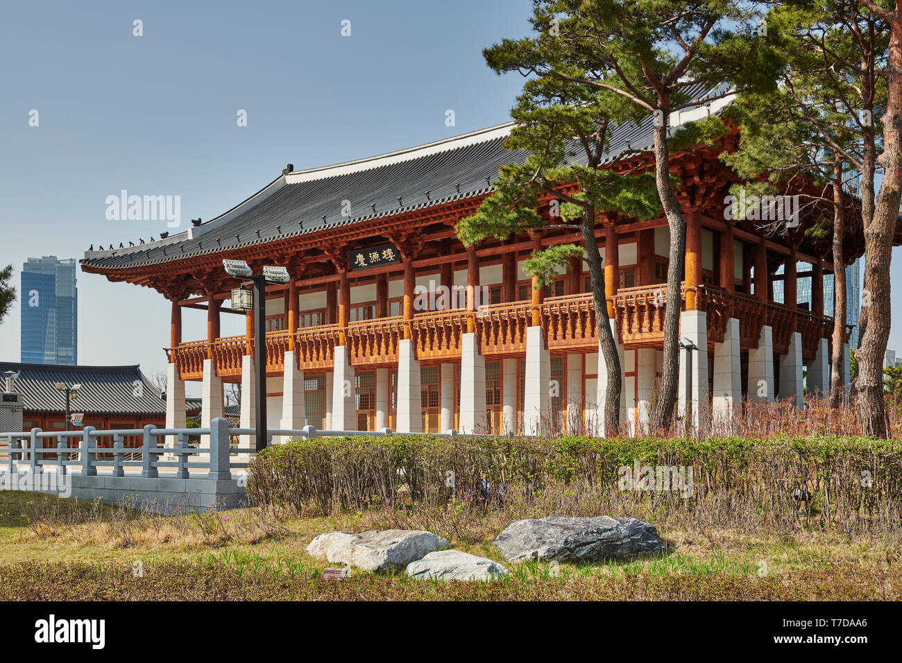 Traditional Korean style architecture at Central Park in Songdo International Business District, Incheon City, South Korea Stock Photo