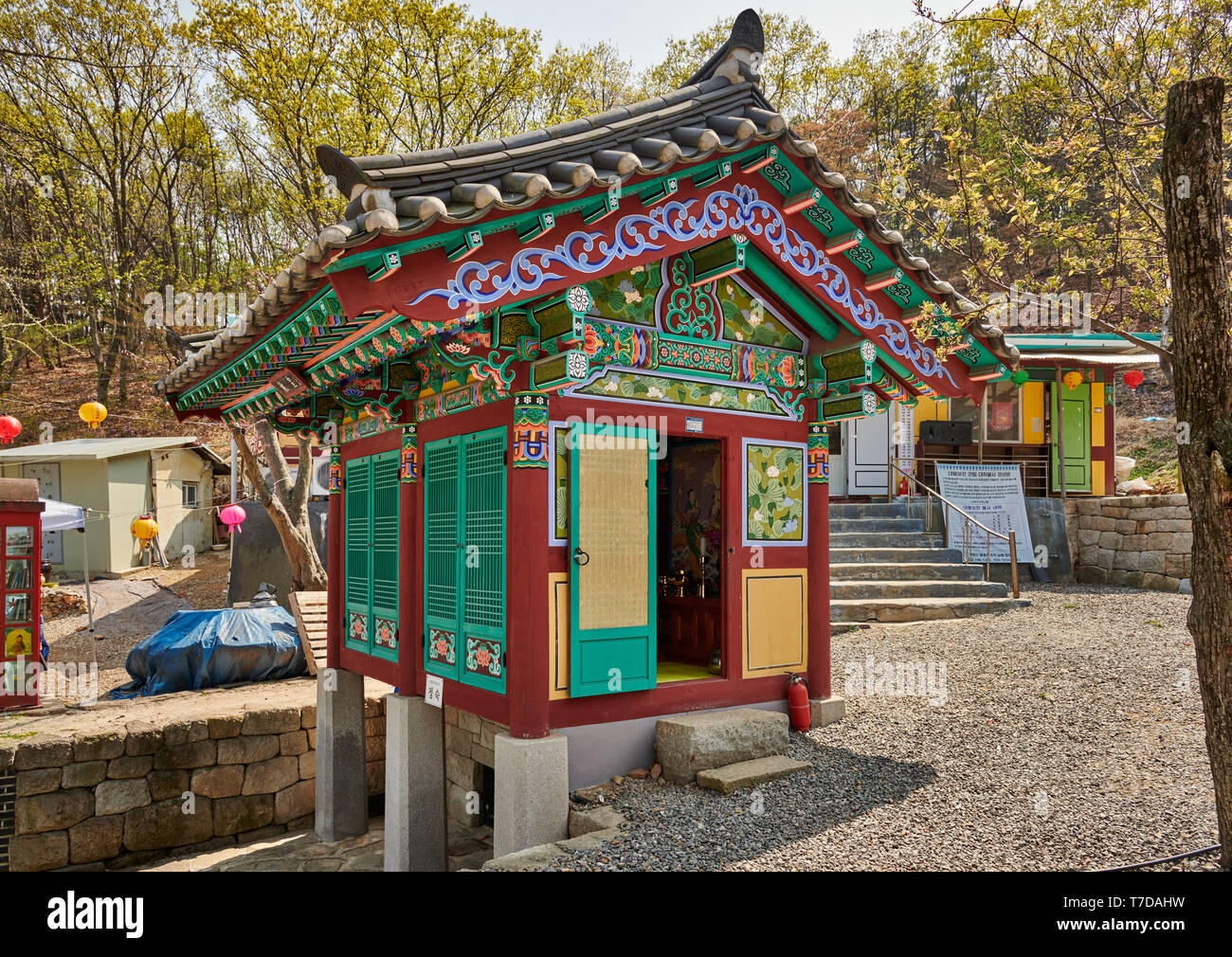 Baekunsa Temple or 'White Cloud Temple' on Yeonjondo Island, Incheon, South Korea Stock Photo