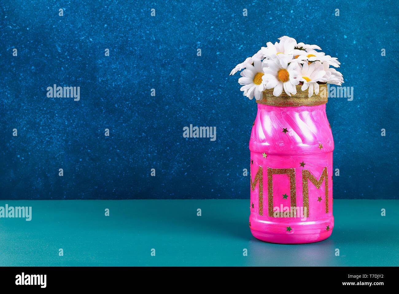 Diy Mothers Day vase with text from a glass jar, pink paint, sparkles ...