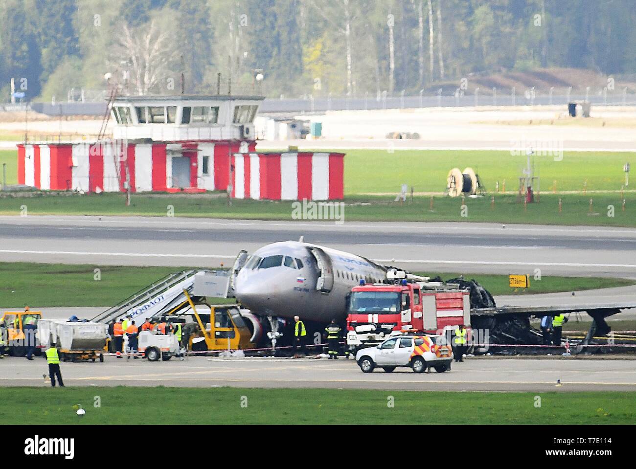 Beijing, Russia. 6th May, 2019. Burnt fuselage of an Aeroflot SSJ-100 passenger plane is seen on the tarmac at Sheremetyevo International Airport in Moscow, Russia, May 6, 2019. Russia's Investigative Committee confirmed Monday that 41 people were killed after an SSJ-100 passenger plane en route to the northwestern Russian city of Murmansk caught fire before an emergency landing Sunday at the Sheremetyevo International Airport in Moscow. Credit: Sputnik/Xinhua/Alamy Live News Stock Photo