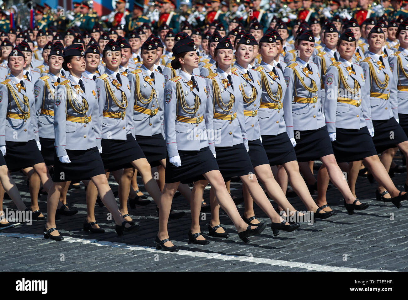 Mosocw, Russia. 7th May, 2019. Russian servicewomen march on the Red ...