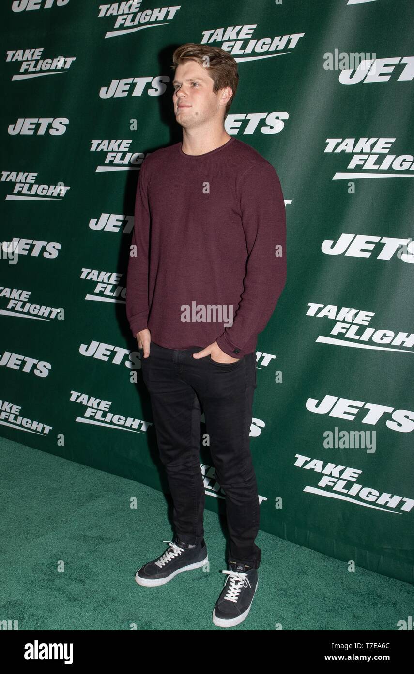 Former and current New York Jets players, entertainers, and special guests walk the Uniform Reveal Event Green Carpet at Gotham Hall in Manhattan, New York on April 4, 2019.  Featuring: Sam Donald Where: New York, New York, United States When: 04 Apr 2019 Credit: Arturo Holmes/WENN.com Stock Photo