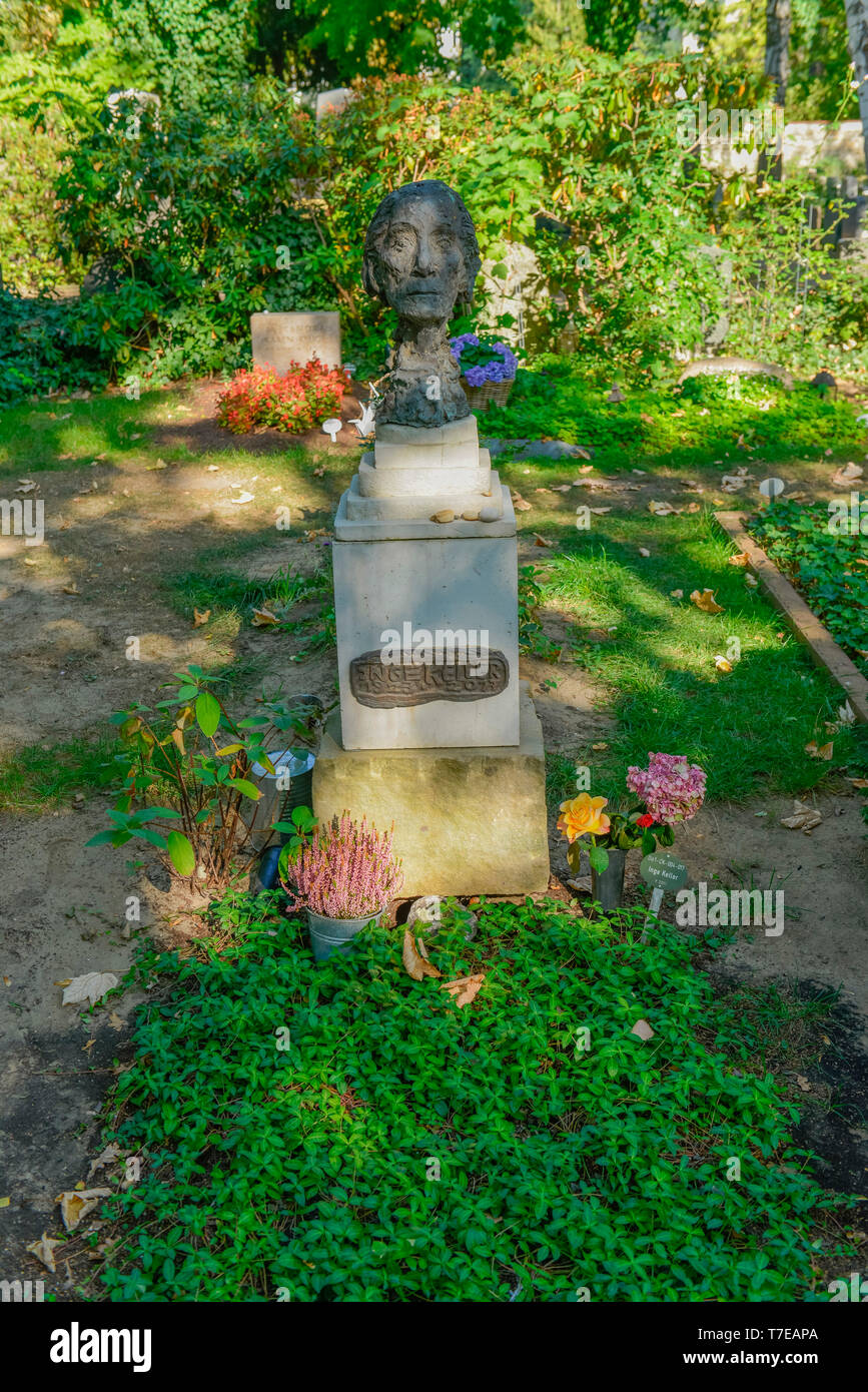 Grab, Inge Keller, Dorotheenstaedtischer Friedhof, Chausseestrasse